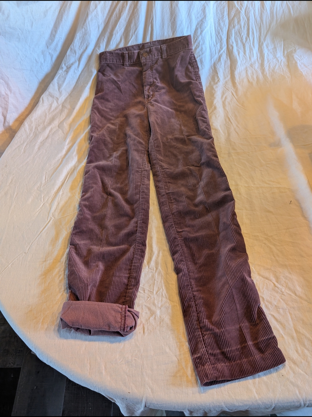 2/40$ Vintage Kids Corduroy Jeans in Mauve